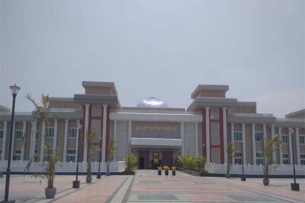 झारखंड हाई कोर्ट ने जेनेटिक अस्पताल के अमानवीय कृत्य का लिया संज्ञान, मुख्य सचिव से जवाब तलब