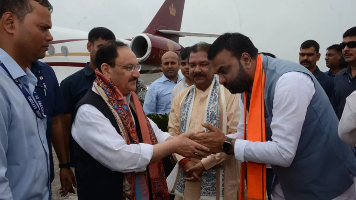 पटना पहुंचे केंद्रीय मंत्री जेपी नड्डा, बीजेपी बिहार में बड़े प्लान को तैयार,