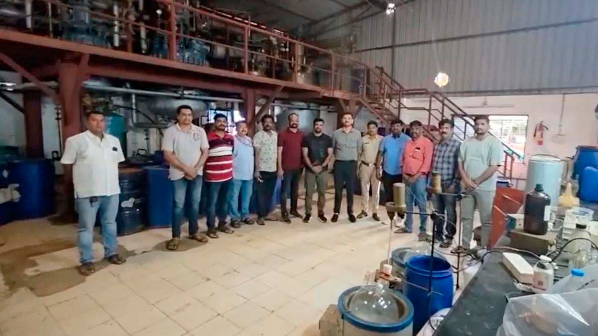 तेलंगाना में 12 हजार करोड़ की ड्रग्स फैक्ट्री का भंडाफोड़, 13 आरोपी गिरफ्तार