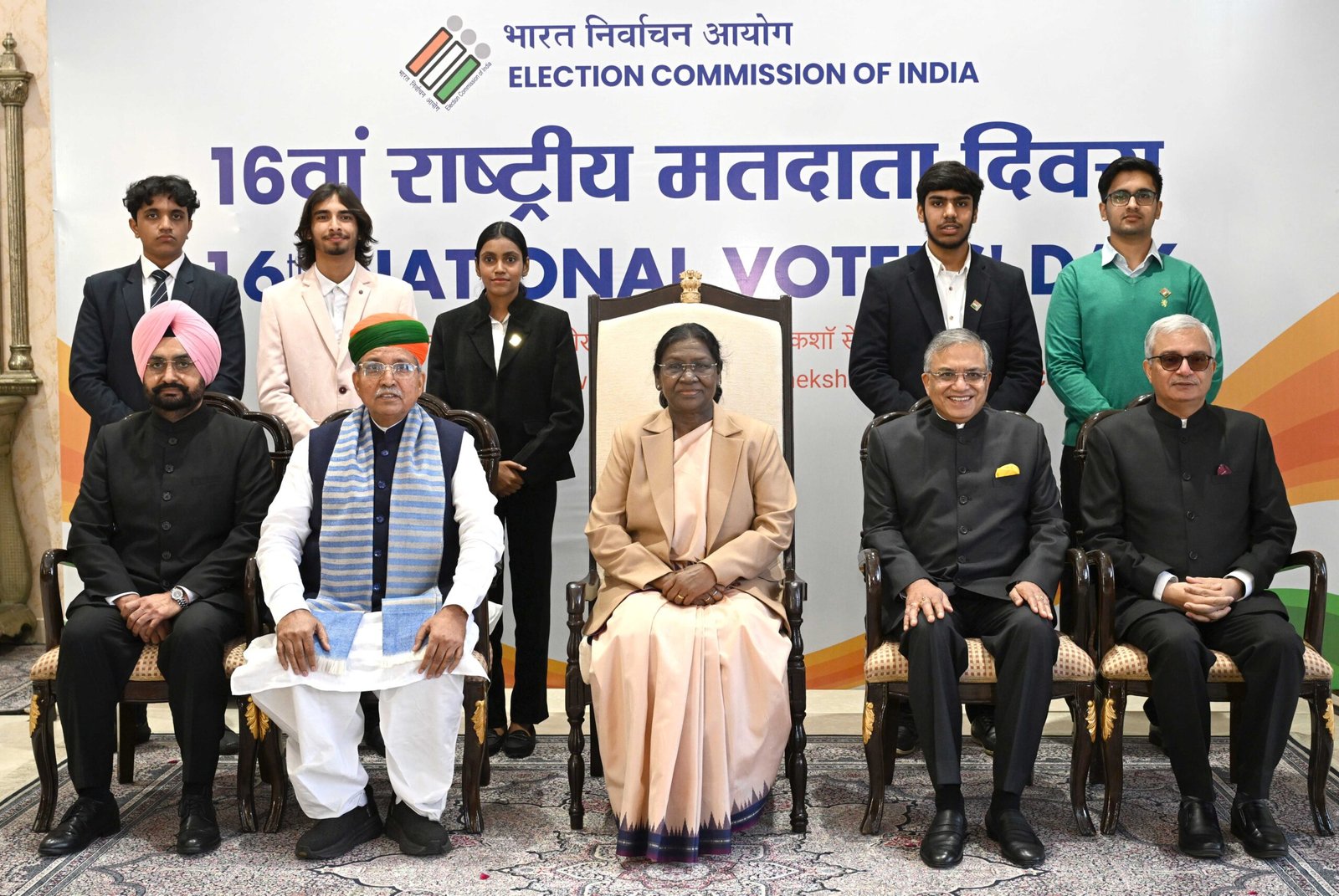 भारत की राष्ट्रपति श्रीमती द्रौपदी मुर्मु का  16वें राष्ट्रीय मतदाता दिवस के अवसर पर संबोधन