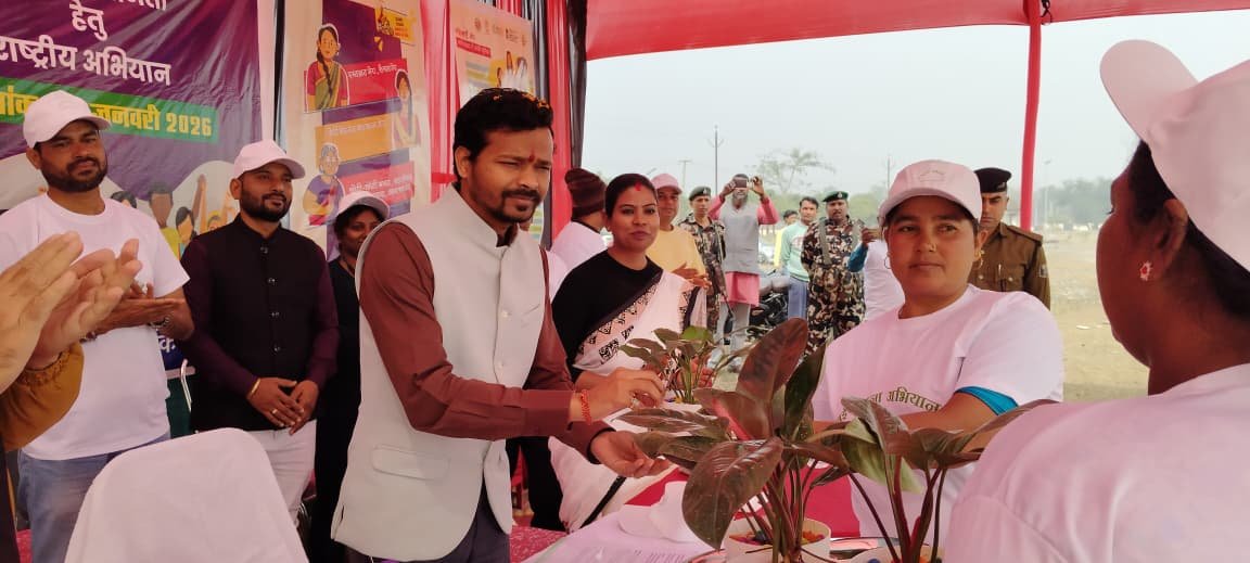 नई चेतना अभियान में दिखा जीविका दीदियों का आत्मविश्वास : डीएम।